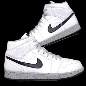 Jordan 1 Mid White Cement 9.5M